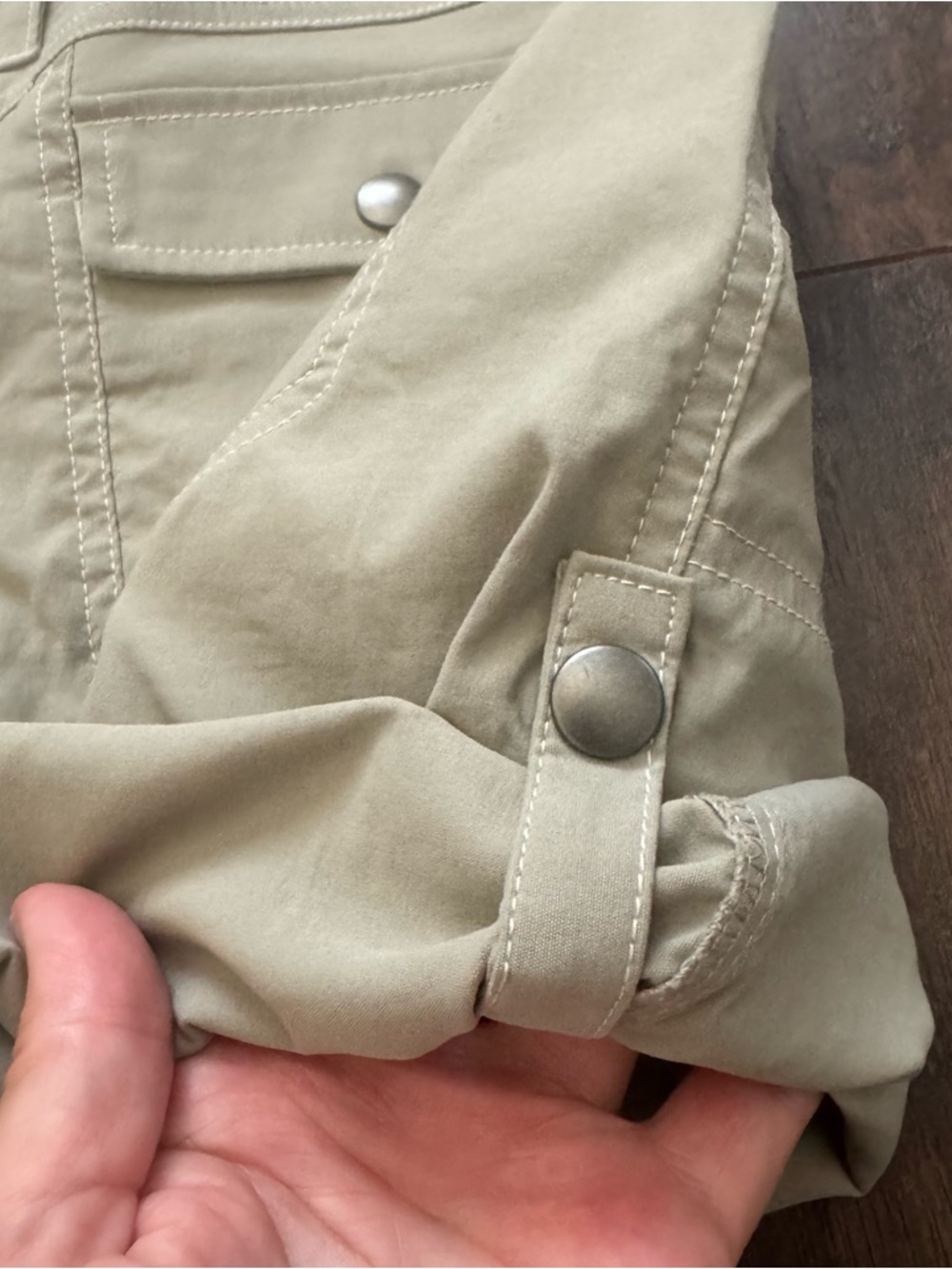 KUHL Size 2 Tan Kliffside Air Rollup Shorts - Picture 5 of 10